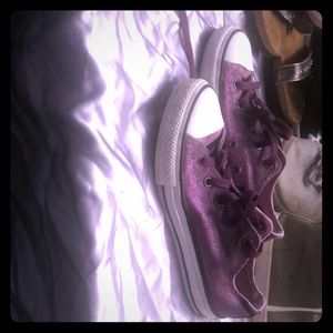 Little girls converse all star glitter